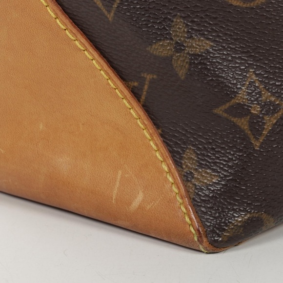 Louis Vuitton Cabas Mezzo Tote in Monogram… - Picture 9 of 10